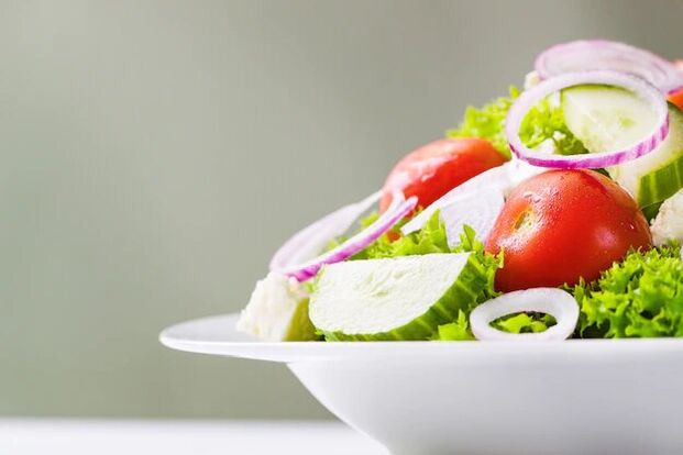 Salads from vegetables or fruits have a positive effect on male potency